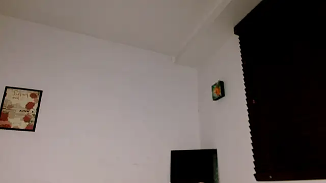 MiaDiamontLatin online show from May 2026 12:07:01 AM