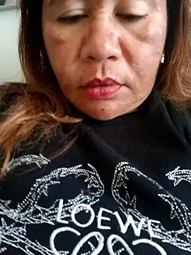 Snapshot of mature_l0ve43 chatting on February 2026 03:40:01 AM mature l0ve43 online show from February 2026 03:40:01 AM