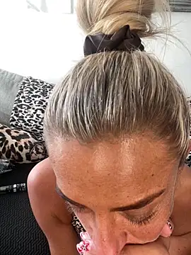 ScarlettGold  online show from March 2026 09:53:02 AM