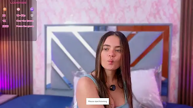 LittleeSara18 online show from May 2026 11:16:02 AM