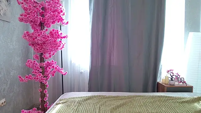 InfiniteBeauty online show from April 2026 02:08:02 PM