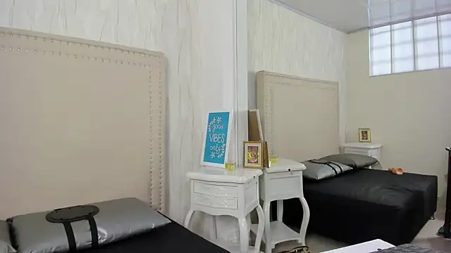 FernandaAvilax online show from May 2026 06:47:02 PM