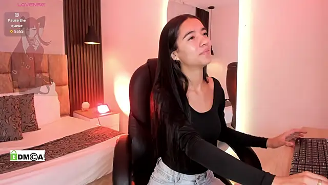 Snapshot of jasmin_adams chatting on April 2026 10:42:01 AM jasmin adams online show from April 2026 10:42:01 AM