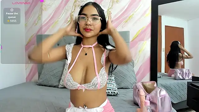 SamanthaStorm online show from March 2026 07:17:01 PM