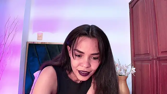 KatrionaNyx online show from April 2026 12:24:01 AM