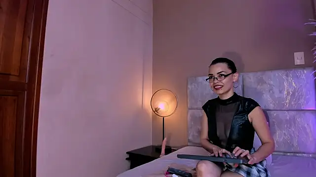 KatrionaNyx online show from April 2026 09:10:02 PM