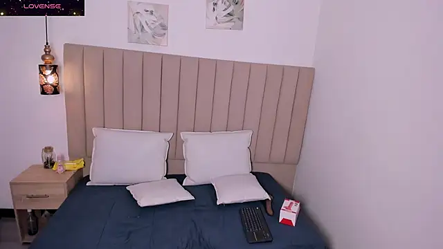 Dennise Sinclair online show from March 2026 01:13:02 PM