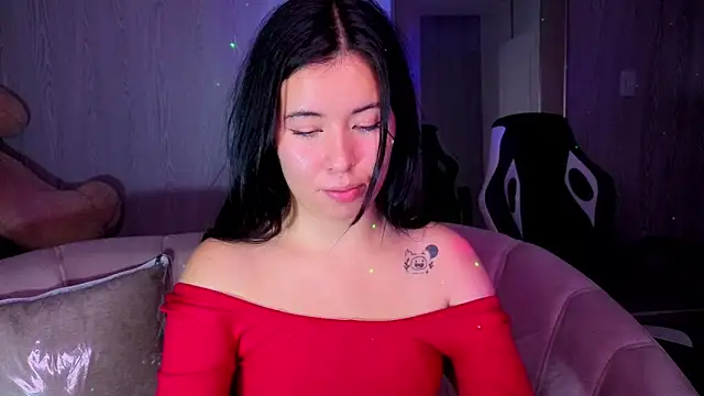 Kylia a online show from February 2026 08:07:02 PM