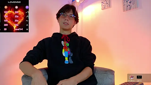 lui x dust online show from March 2026 04:05:01 AM