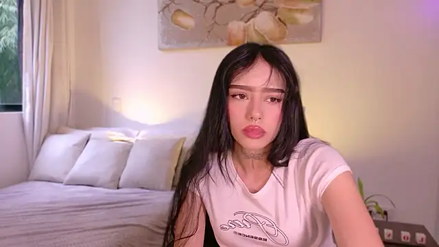 Snapshot of meganlake chatting on February 2026 09:00:02 PM meganlake online show from February 2026 09:00:02 PM