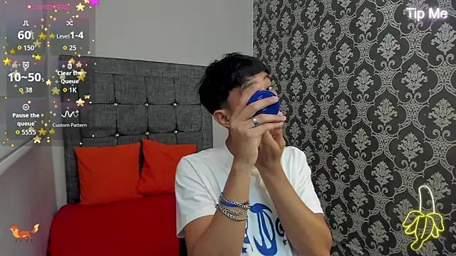 Little Twink19x online show from June 2026 07:49:01 PM
