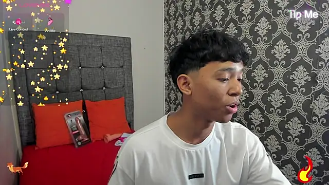 Little Twink19x online show from June 2026 07:50:01 PM