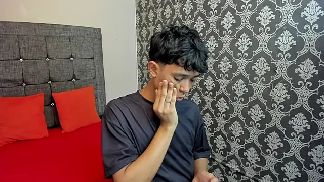 Little Twink19x online show from June 2026 07:52:02 PM