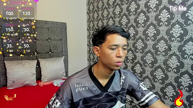 Little Twink19x online show from June 2026 07:31:02 PM