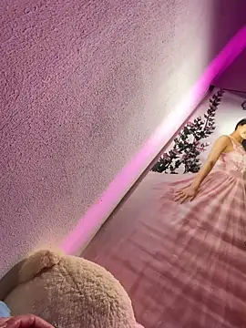 Candy Lennon online show from March 2026 02:06:02 AM