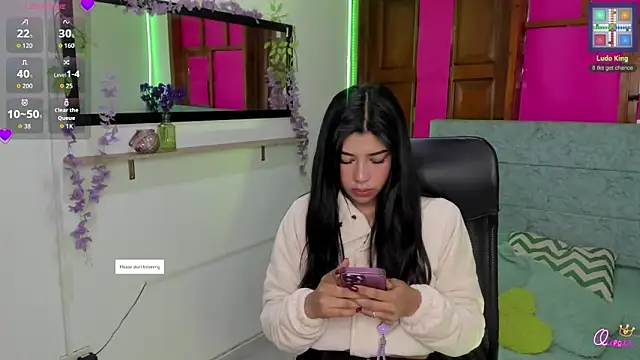 Aysha winxs online show from April 2026 03:15:01 AM