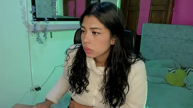 Aysha winxs online show from May 2026 03:11:02 AM