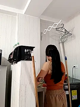 sara cute so online show from April 2026 07:03:02 PM