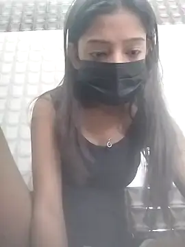 Miss  hotty online show from April 2026 03:44:01 AM