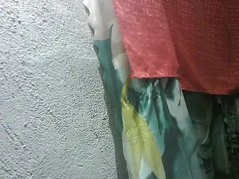 lovelypinay00 online show from May 2026 12:21:01 PM