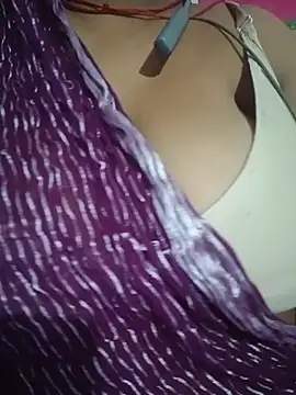 Snapshot of Karishma_bhabi99A chatting on July 2026 04:09:02 PM Karishma bhabi99A online show from July 2026 04:09:02 PM