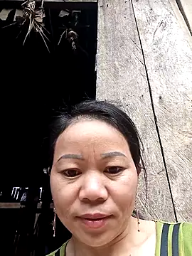 giang7711 online show from February 2026 12:42:02 AM