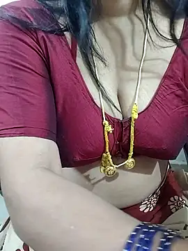 Snapshot of Vandana122 chatting on February 2026 08:27:02 AM Vandana122 online show from February 2026 08:27:02 AM