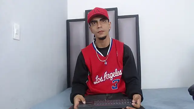 Endrick-23 online show from March 2026 03:33:02 AM