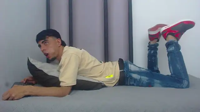 Endrick-23 online show from March 2026 04:01:01 AM