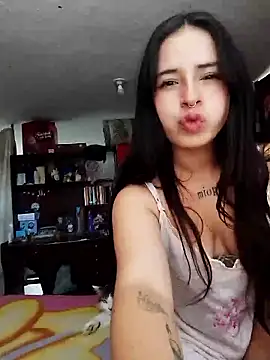 Snapshot of Denis_A chatting on February 2026 04:30:01 PM Denis A online show from February 2026 04:30:01 PM