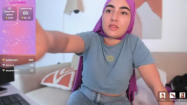 Malika Noor online show from May 2026 03:42:01 PM
