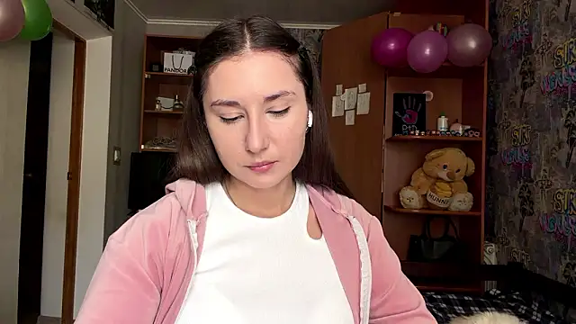 poly princess online show from February 2026 06:11:02 AM