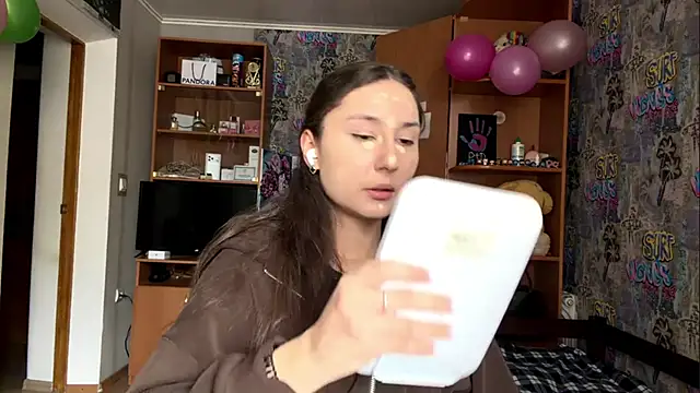 poly princess online show from February 2026 10:14:01 AM