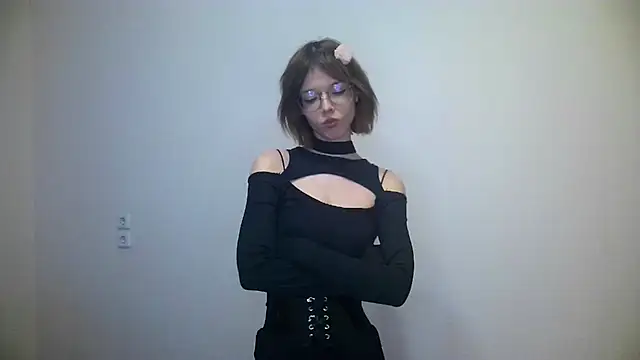 Kate Mooss online show from February 2026 01:53:02 PM