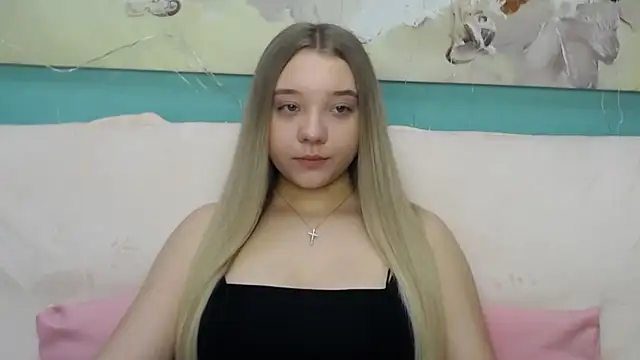 Snapshot of MilanaSiia chatting on April 2026 04:39:01 AM MilanaSiia online show from April 2026 04:39:01 AM