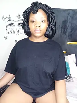 Divine Beautyxx online show from May 2026 02:08:01 AM