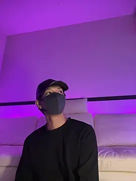 Snapshot of Yumemiru-k chatting on April 2026 05:38:01 AM Yumemiru-k online show from April 2026 05:38:01 AM