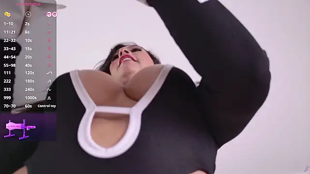 Snapshot of Paula_Brown88 chatting on March 2026 04:57:01 PM Paula Brown88 online show from March 2026 04:57:01 PM