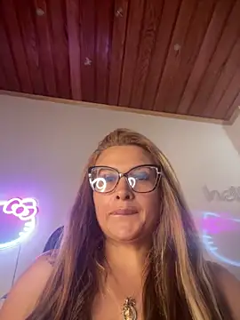 Alma Andrade online show from April 2026 04:40:01 PM