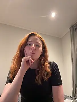 HoneyBunny18 online show from February 2026 05:54:01 PM