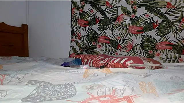 smallvioleta69 online show from April 2026 04:37:02 PM