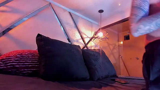 SantiagoHincapiie online show from March 2026 04:20:02 AM