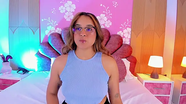 Sara colyn online show from March 2026 09:10:01 PM