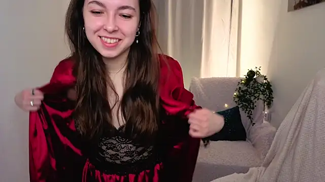 BellaThery online show from May 2026 05:25:01 AM