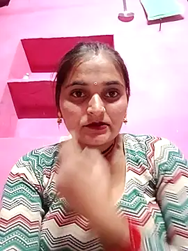 Snapshot of sexywife7080 chatting on February 2026 03:24:02 PM sexywife7080 online show from February 2026 03:24:02 PM