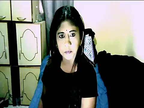 Snapshot of IndianPleasures21 chatting on July 2026 11:41:02 AM IndianPleasures21 online show from July 2026 11:41:02 AM