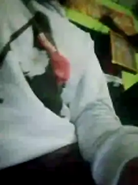 Snapshot of wifedesi7050 chatting on March 2026 05:01:02 PM wifedesi7050 online show from March 2026 05:01:02 PM