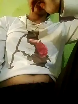 Snapshot of wifedesi7050 chatting on April 2026 08:04:01 AM wifedesi7050 online show from April 2026 08:04:01 AM