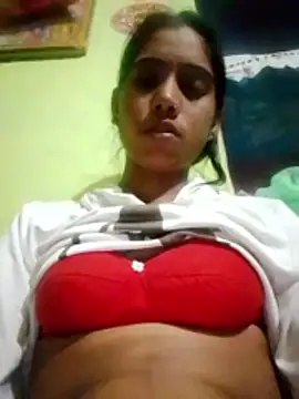 Snapshot of wifedesi7050 chatting on April 2026 08:20:02 PM wifedesi7050 online show from April 2026 08:20:02 PM