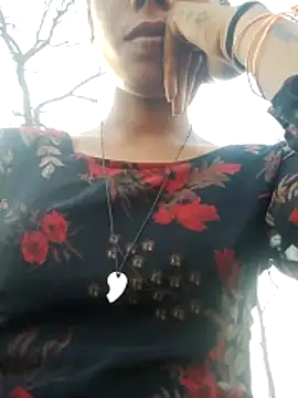 Snapshot of wifedesi7050 chatting on April 2026 11:48:01 AM wifedesi7050 online show from April 2026 11:48:01 AM